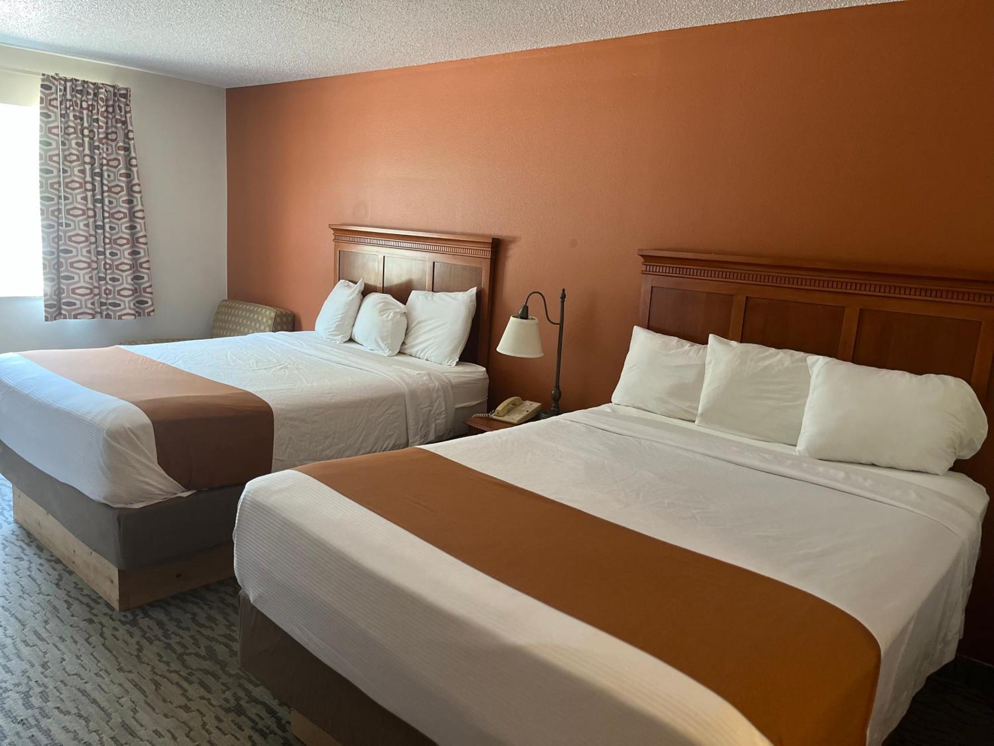 Regency Inn & Suites Anoka 외부 사진