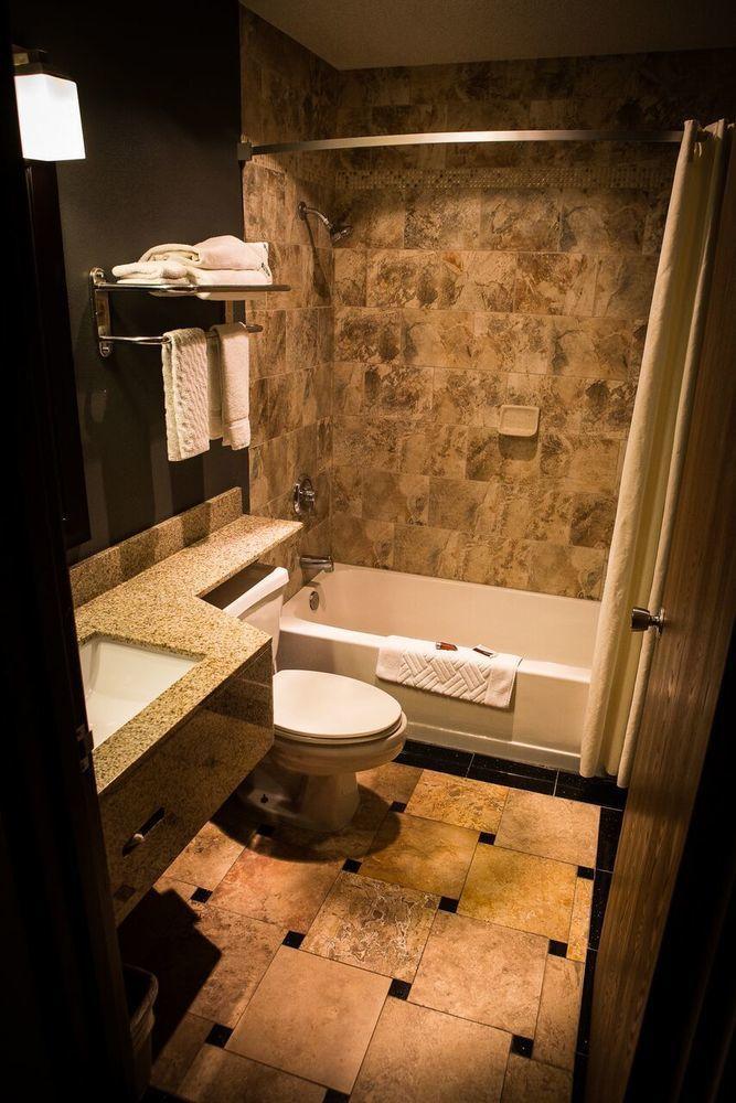 Regency Inn & Suites Anoka 외부 사진