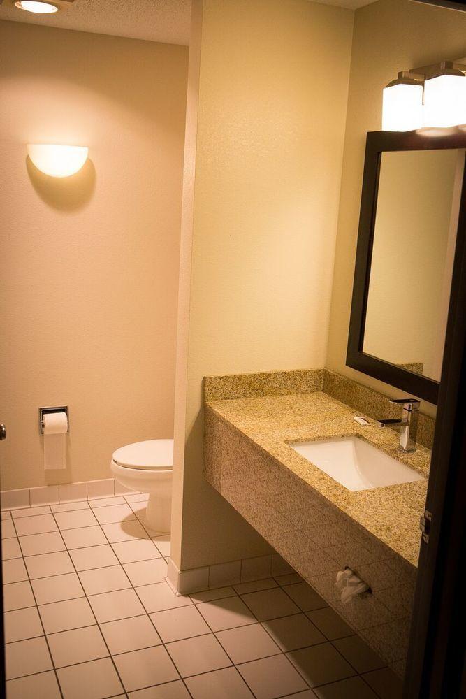 Regency Inn & Suites Anoka 외부 사진
