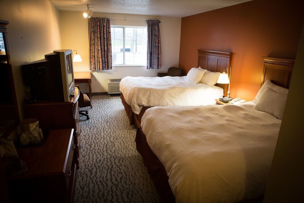 Regency Inn & Suites Anoka 외부 사진